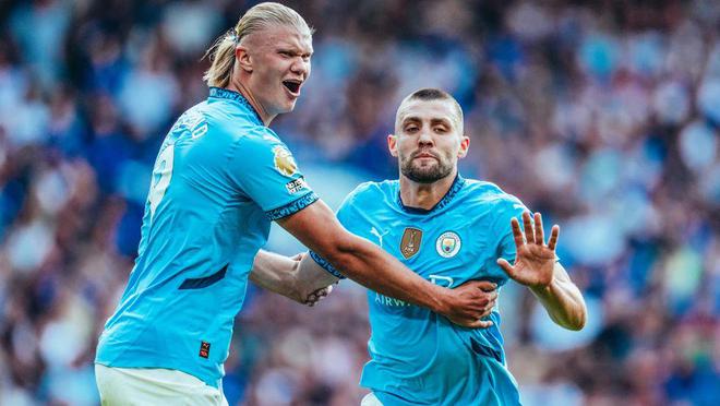 英超官方解释点球改判:VAR认定马奎尔的动作没有构成犯规.